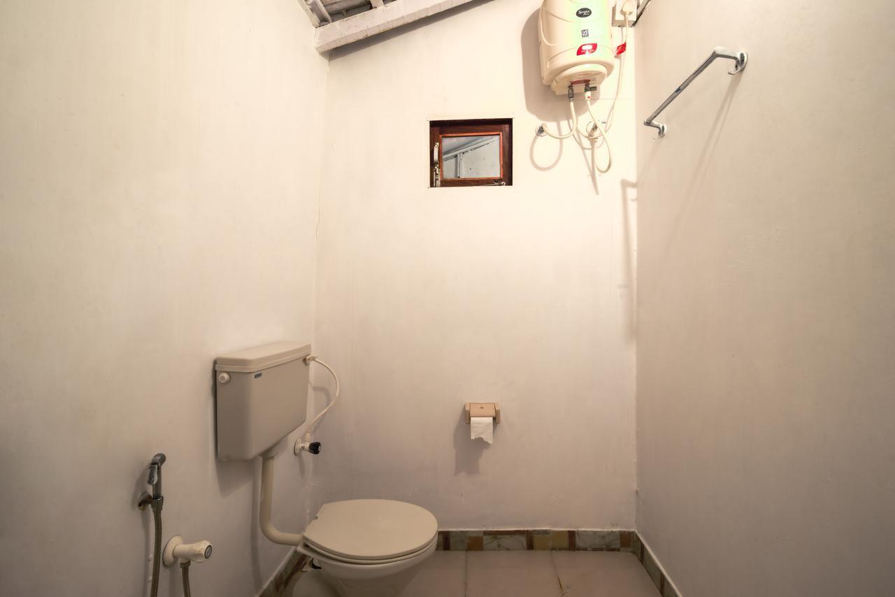 Sunway Cottages Мандрем Екстер'єр фото